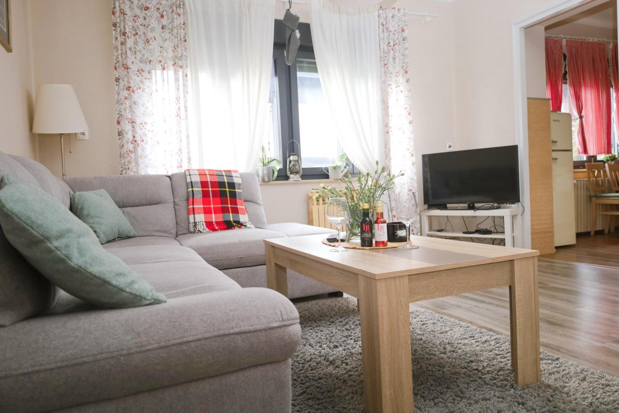 Kamena Kuca Apartamento Pozega Exterior foto