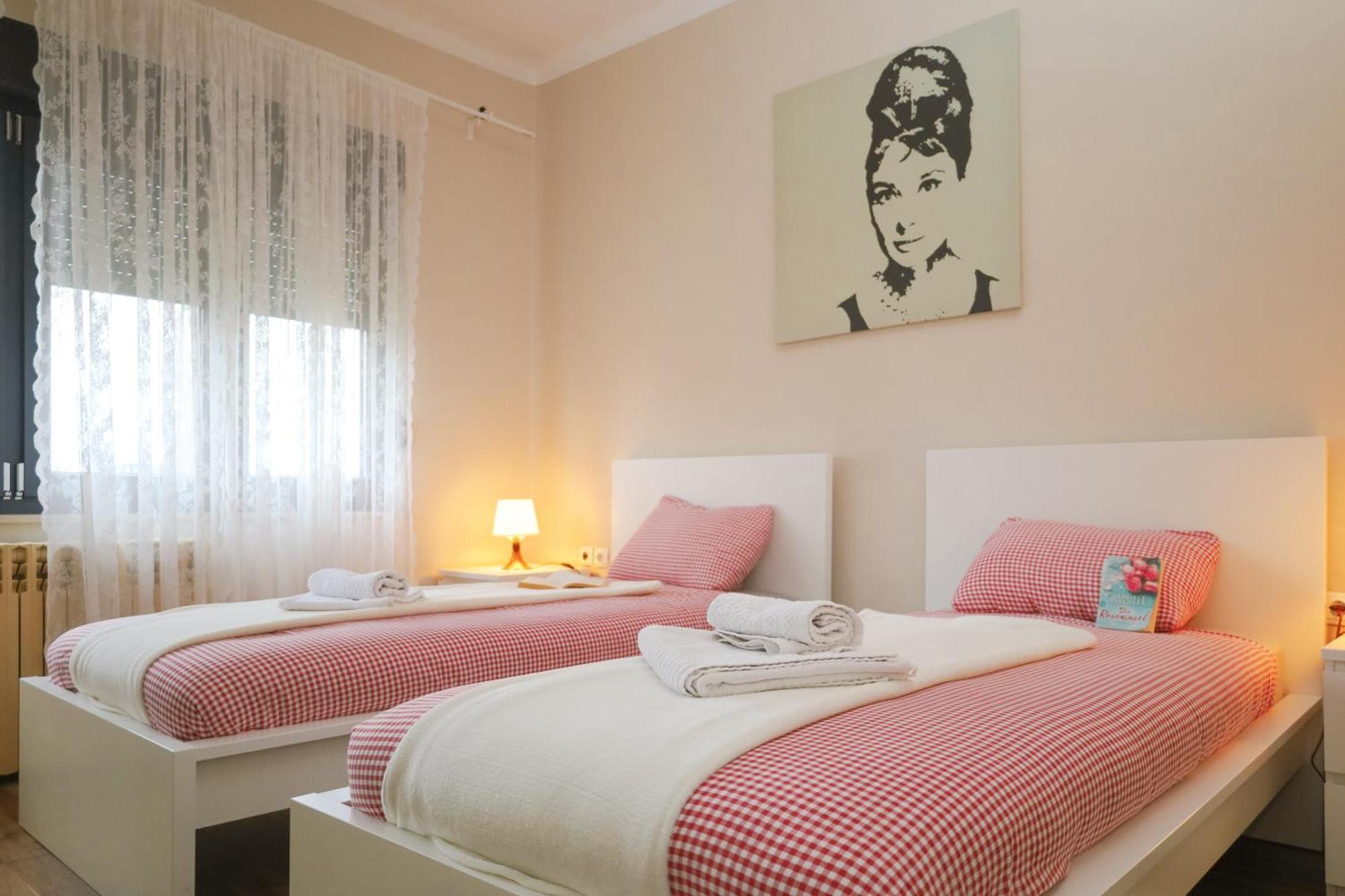 Kamena Kuca Apartamento Pozega Exterior foto
